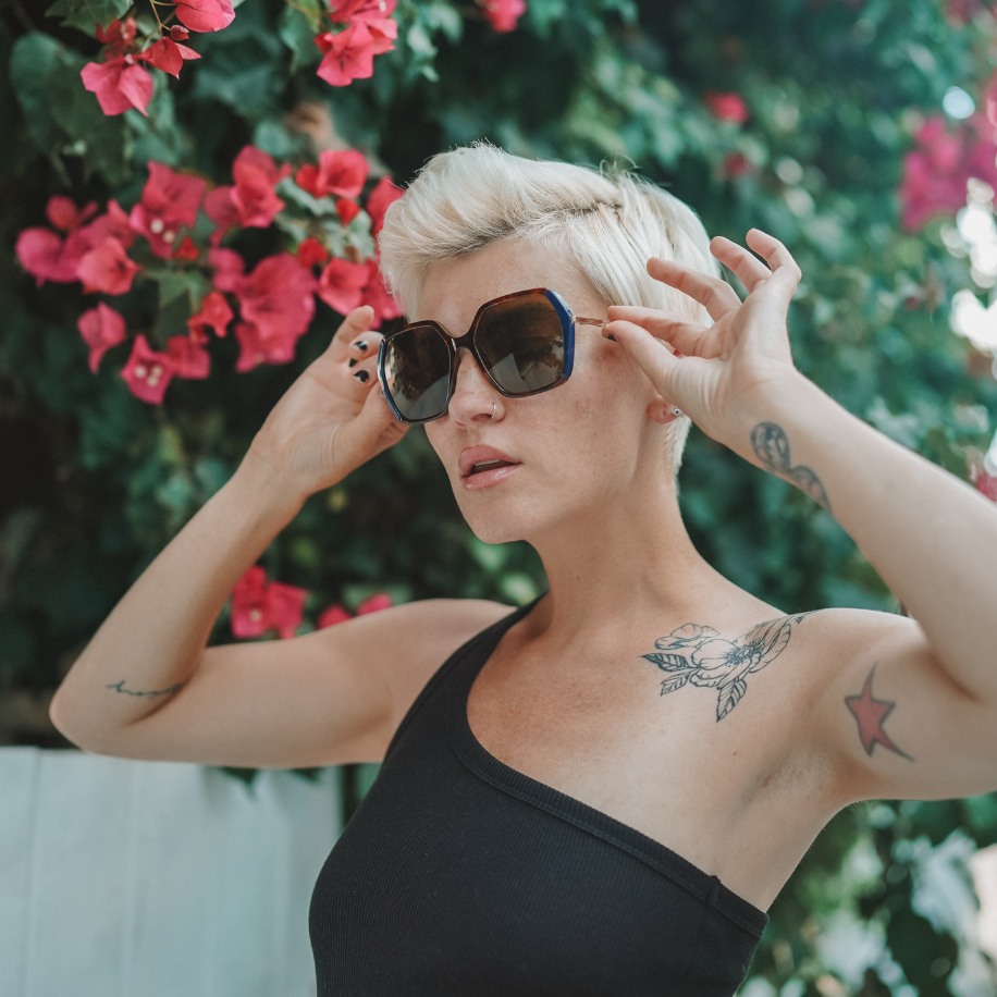 Glamor Unleashed: Dive into Zenni's Oversized Sunglasses Collection