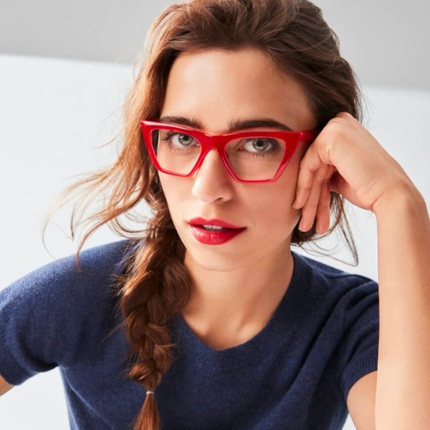 Red_Glasses_Featured