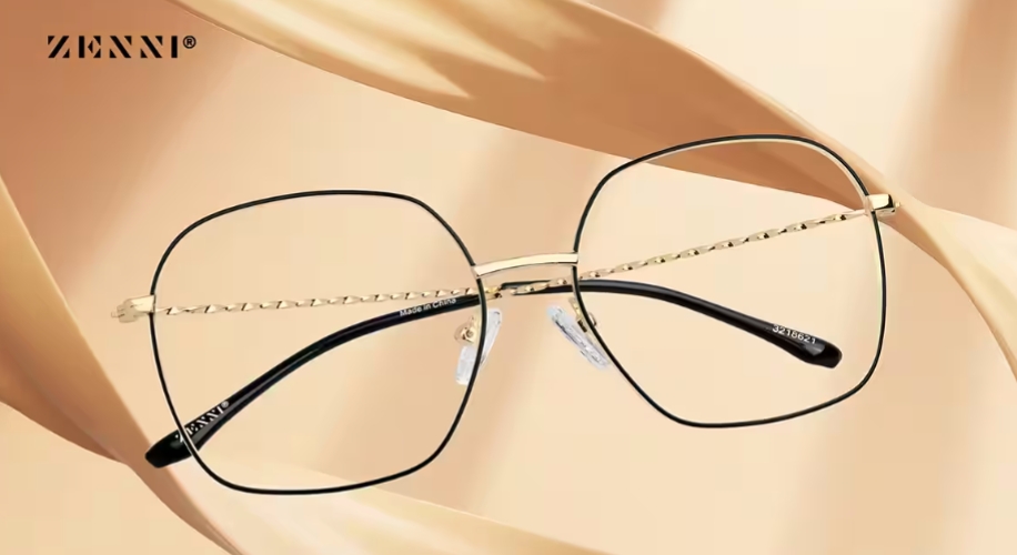 Customizing Your Eyeglass Experience: From Lens to Frame