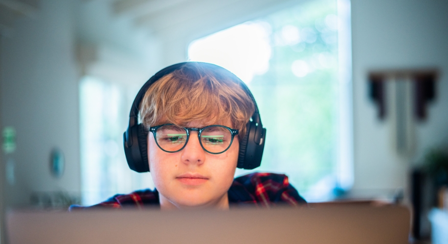 Gaming and Eye Strain: A Crucial Discussion