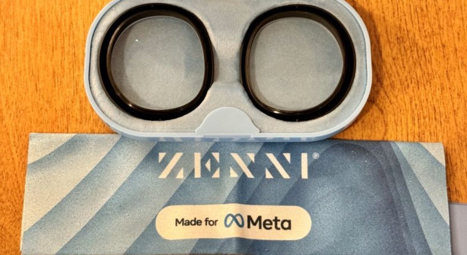 Zenni glasses case and cleaning cloth with &quot;ZENNI&quot; and &quot;Made for Meta&quot; text.