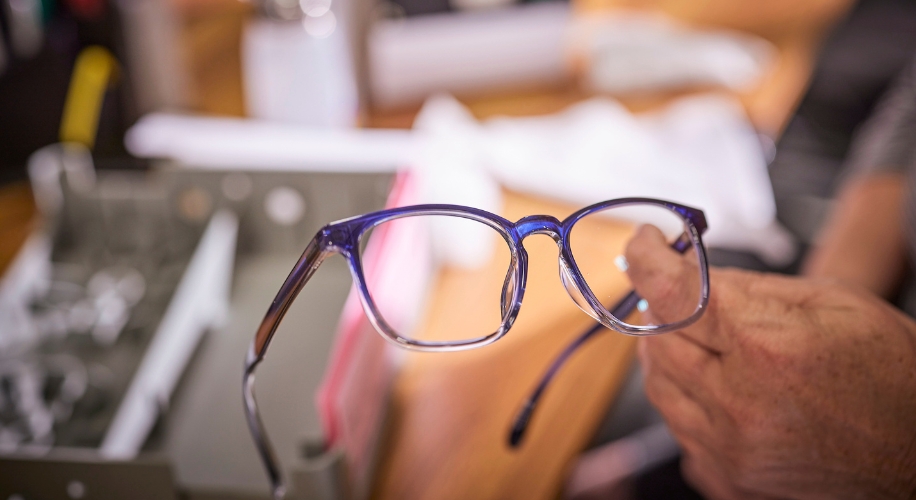 Nearsighted vs. Farsighted Vision, Explained