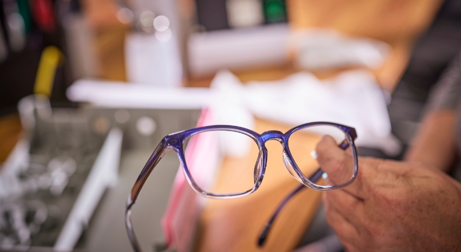 Understanding Astigmatism: Causes, Symptoms, and Solutions