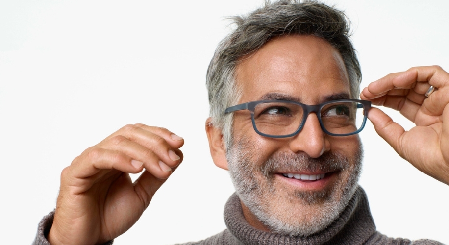 Embracing Clarity: A Guide to Progressive Lenses for New Wearers