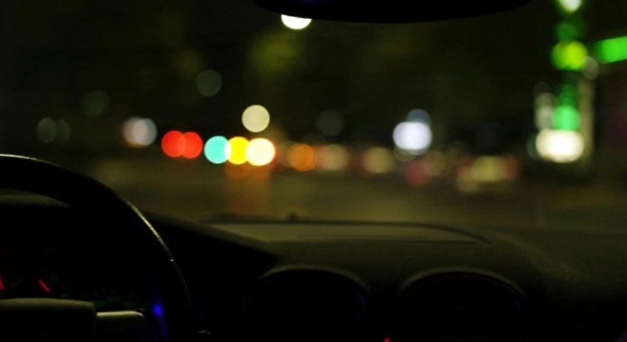 Navigating Nighttime with Astigmatism: Tips and Insights