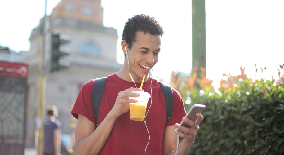 Zenni's Contact Lens Launch Featured in USA Today Reviewed