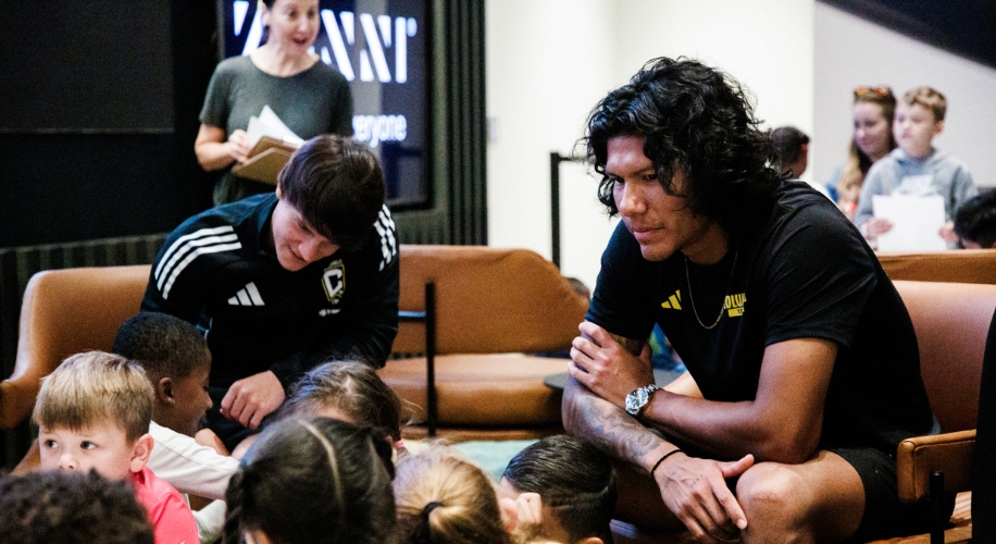 2025-10-Zenni-Blog-ColumbusCrew_Whitehall_event_04